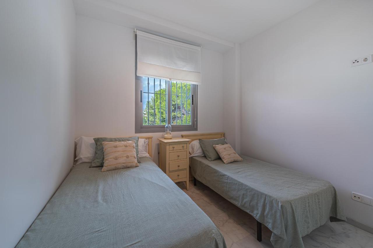 Bhost - Altos Del Majadal Lägenhet Fuengirola Exteriör bild